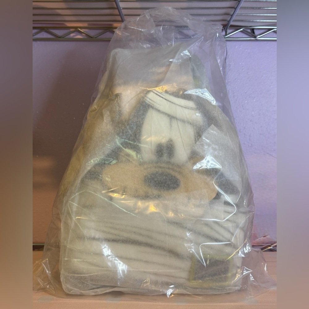 Loungefly Disney Mummy Goofy ~ Glows*In*Dark {Sealed NWT} Exclusive